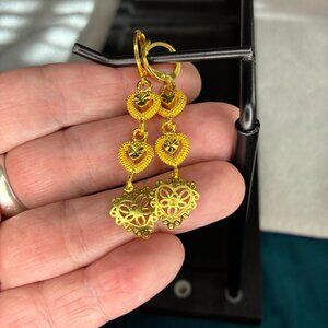 Gold triple heart 14k Yellow Gold Filled Earrings with 3 Connected Hearts